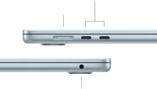 MacBook Air sett fra siden slik at portene vises: MagSafe og to Thunderbolt 4-porter på venstre side, hodetelefonutgang på høyre side