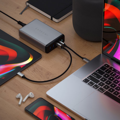 Mac, iPad and iPhone charging through same power